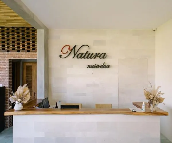 Natura ゲストハウス 2*